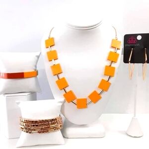 Set includes nickle/lead free necklace, pair of earrings and bracelets